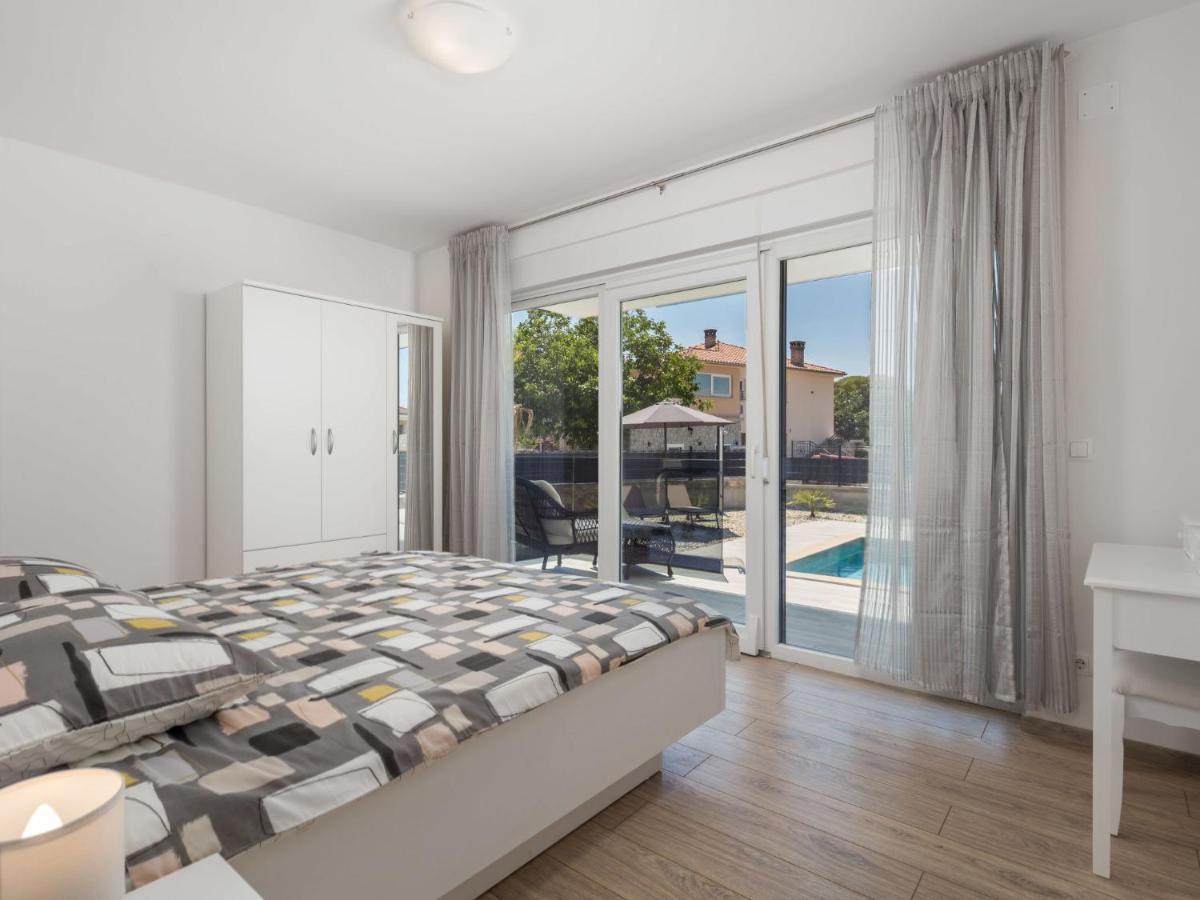 Holiday Home Villa Palma - Krk148 By Interhome ปิเนซิตซี ภายนอก รูปภาพ