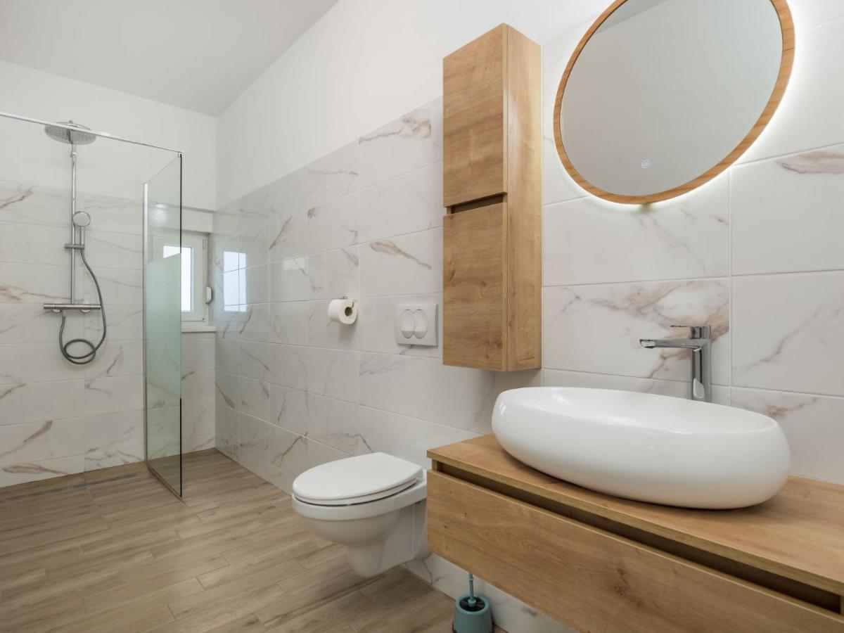 Holiday Home Villa Palma - Krk148 By Interhome ปิเนซิตซี ภายนอก รูปภาพ