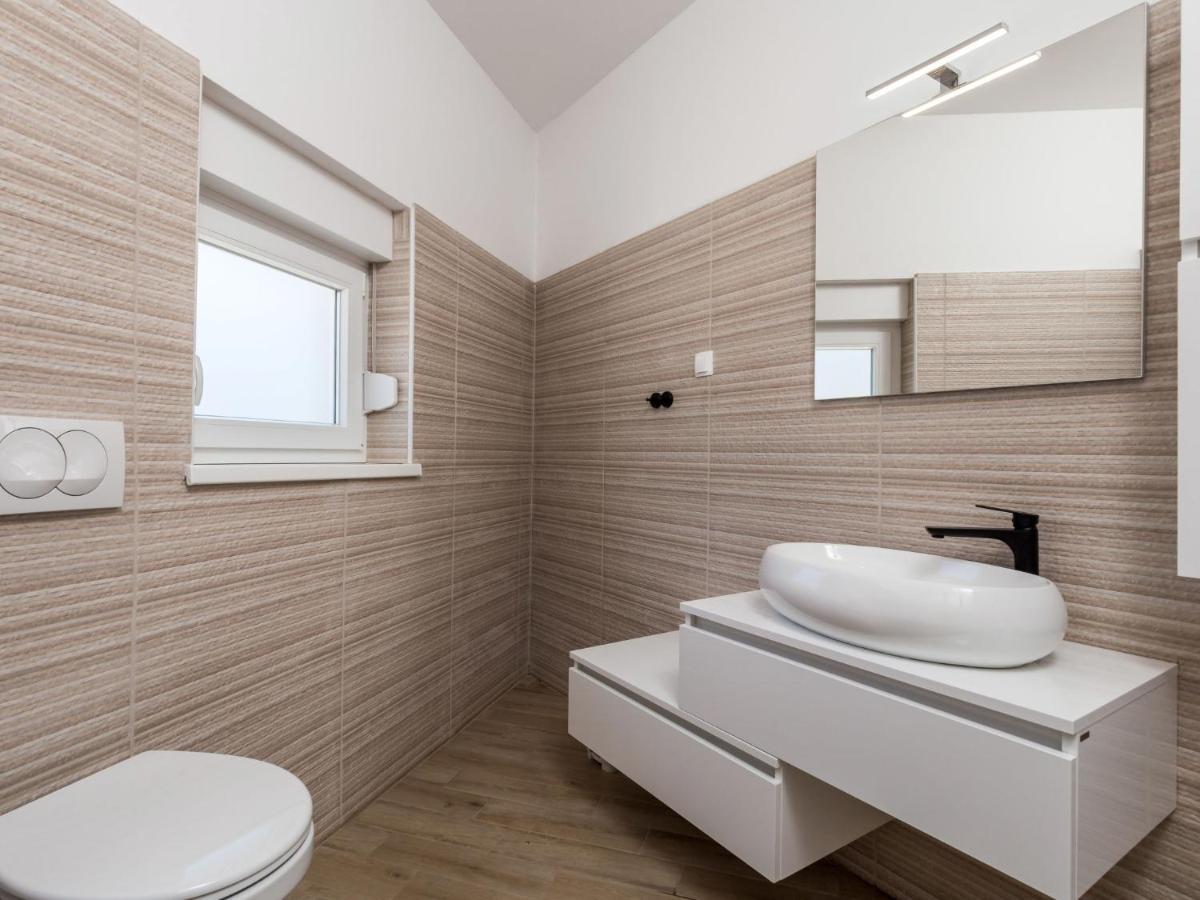 Holiday Home Villa Palma - Krk148 By Interhome ปิเนซิตซี ภายนอก รูปภาพ