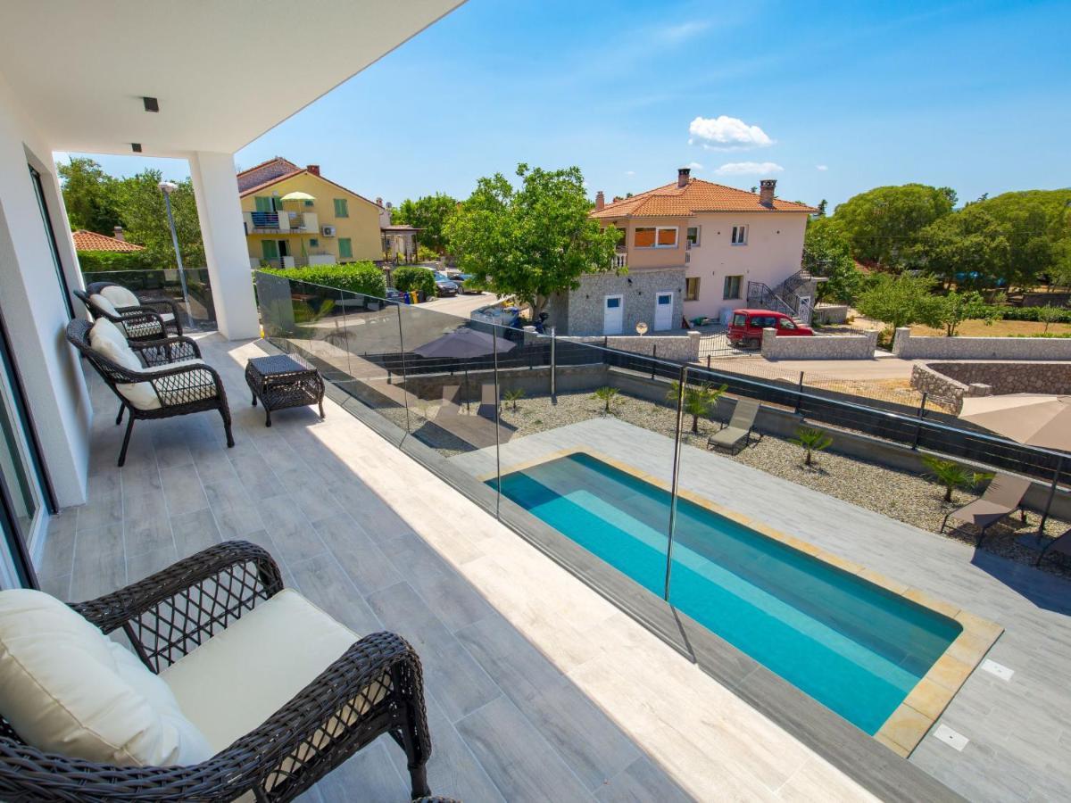 Holiday Home Villa Palma - Krk148 By Interhome ปิเนซิตซี ภายนอก รูปภาพ